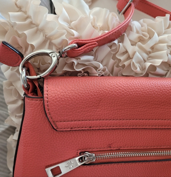 JENNA KATOR Michigan Contemporary Handbag Designer. Adjustable straps - Picture 7 of 16